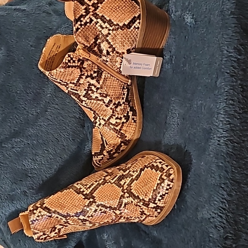 Brown Alligator Print Ankle Boots